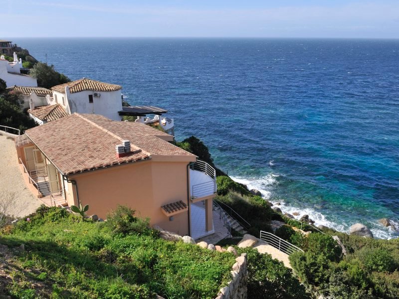 Hausansicht mit Meer Hausansicht mit Meer