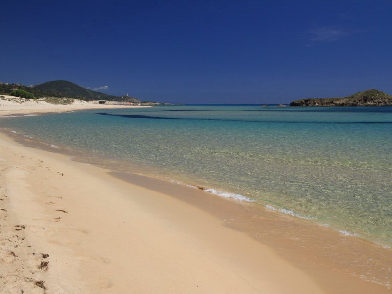Strand von Chia, etwa 6 km vom Haus entfernt Strand von Chia, etwa 6 km vom Haus entfernt