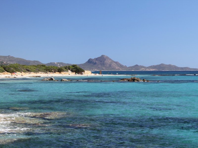 Blick auf den Strand von Sant' Elmo Blick auf den Strand von Sant' Elmo