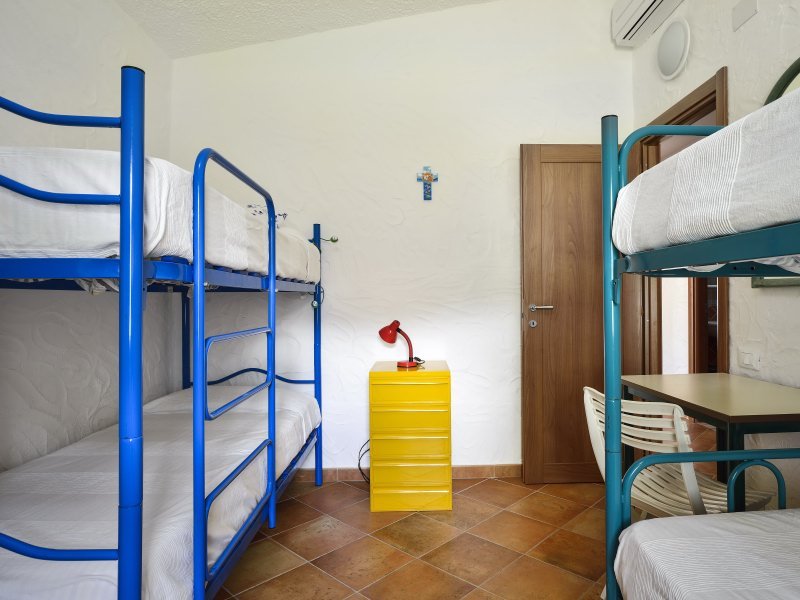Schlafzimmer 3 mit 2 Stockbetten Schlafzimmer 3 mit 2 Stockbetten
