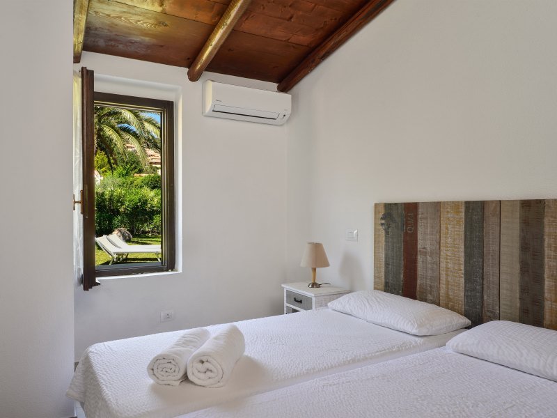 Schlafzimmer 1 mit Doppelbett Schlafzimmer 1 mit Doppelbett