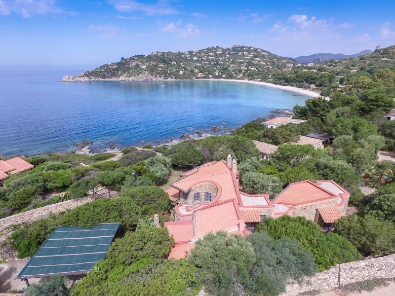 Luftansicht Villa Stella Maris und Umgebung Luftansicht Villa Stella Maris und Umgebung