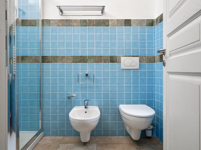 Bad 3 mit Dusche Bad 3 mit Dusche