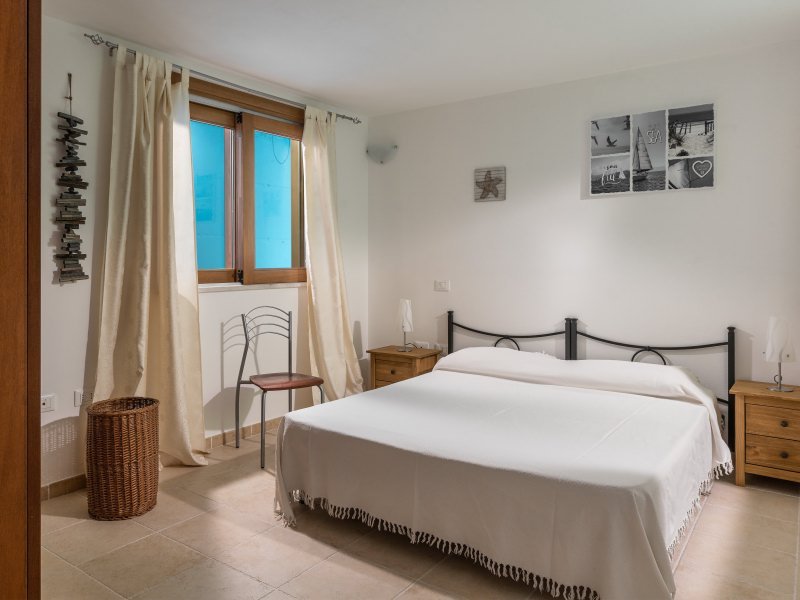 Schlafzimmer 4 im UG mit Doppelbett Schlafzimmer 4 im UG mit Doppelbett