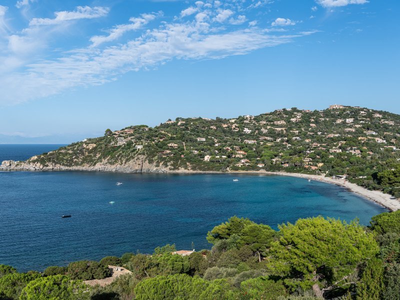 Spiaggia Genn e Mari, 1,3 km Luftlinie Spiaggia Genn e Mari, 1,3 km Luftlinie