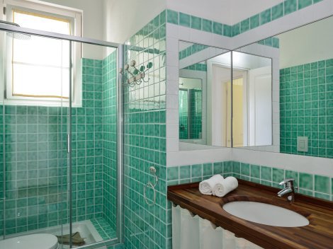 Bad 2 mit Dusche