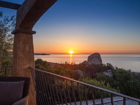 Sonnenaufgang von der oberen Terrasse