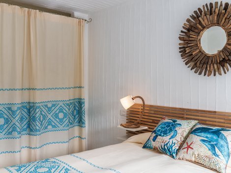 3. Schlafzimmer mit Doppelbett im Untergeschoss